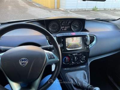 Lancia Ypsilon USATO TENUTO MOLTO BENE Bianco usata Villafranca di Verona