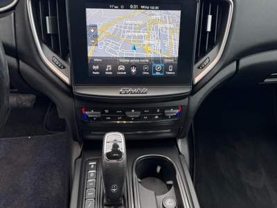 Maserati Ghibli V6 Diesel Nero usata MOLFETTA
