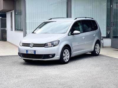 Volkswagen Touran DSG 7 posti - 2014 Argento usata Roma