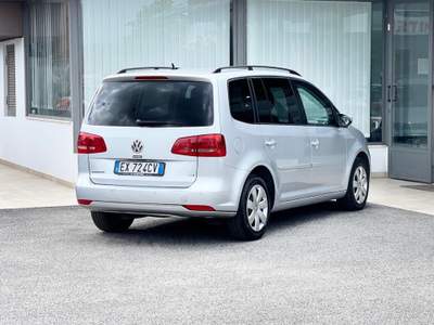 Volkswagen Touran DSG 7 posti - 2014 Argento usata Roma