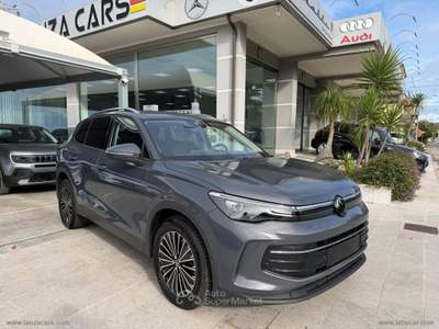 Volkswagen Tiguan Tiguan 2.0 TDI 150 CV EVO DSG Elegance Grigio usata TORRENOVA