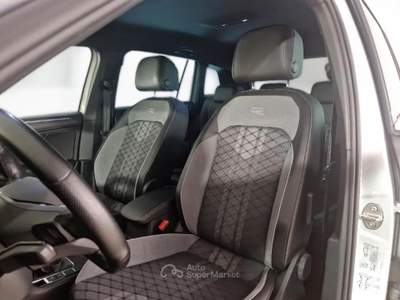 Volkswagen Tiguan VOLKSWAGEN TIGUAN 1.4 TSI eHYBRID R-Line DSG usata Pozzuoli