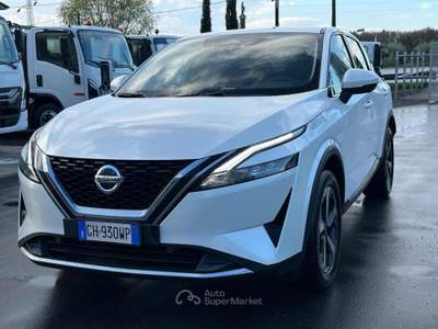 Nissan Qashqai MHEV 158 CV Xtronic Business Bianco usata Massarosa
