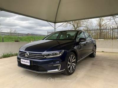 Volkswagen Passat 1.4 DSG Hybrid plug-in AUTOMATICA TAGLIANDI CERTIF Blu/Azzurro usata Pavia