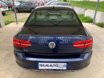 Volkswagen Passat 1.4 DSG Hybrid plug-in AUTOMATICA TAGLIANDI CERTIF Blu/Azzurro usata Pavia