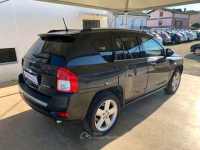 Jeep Compass 2.2 CRD Limited  4X4 CERCHI "CAMBIO RUMOROSO" Nero usata Pavia