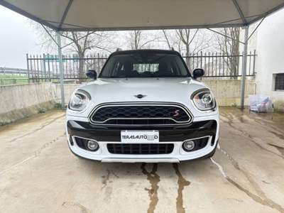 MINI Countryman 2.0 Cooper SD 190 cv Hype Countryman ALL4 C.Auto Bianco usata Pavia
