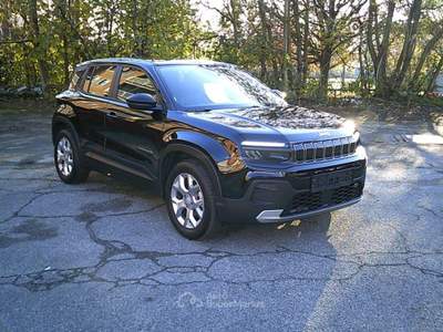 Jeep Avenger 1.2 Turbo 100 CV Altitude Nero usata Novara