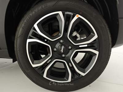 Jeep Avenger 1.2 Turbo 110 CV MHEV Summit +Vernice + tetto paroramico Grigio usata Capua