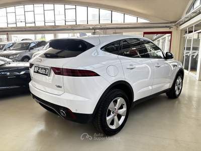 Jaguar E-Pace 2.0D 150 CV AWD aut. TUA A 326,00 AL MESE Bianco usata Castellanza