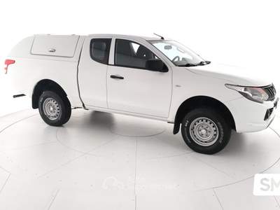 Mitsubishi L200 Club Cab INVITE Bianco usata GIOIA TAURO