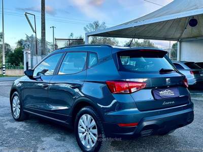 Seat Arona Arona 1.0 TGI Style Blu/Azzurro usata San Michele Salentino
