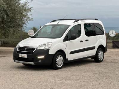 Peugeot Partner Partner Tepee con Pedana per Disabili e Pianale Ribassato Bianco usata SAN GREGORIO DI CATANIA