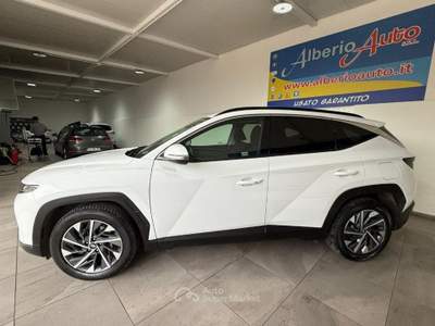 Hyundai Tucson 1.6 CRDi XLine Bianco usata ADRANO