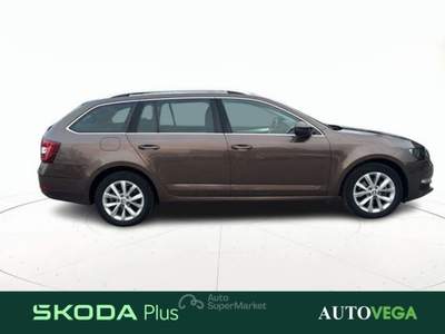 Skoda Octavia wagon 1.5 g-tec executive 130cv dsg Marrone usata Vicenza
