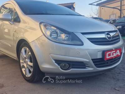Opel Corsa 1.2 3 porte Club OMAGGIO BUONO VACANZE PER 4 PERSO Grigio usata VOGHERA