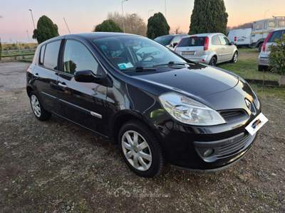 Renault Clio 1.2 16V 5 porte Rip Curl Nero usata Galliate