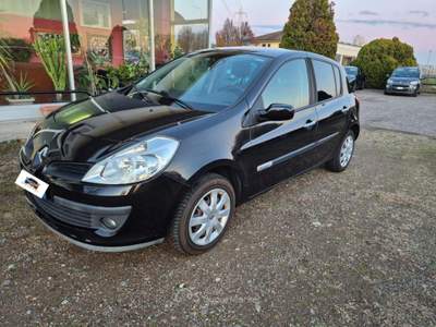 Renault Clio 1.2 16V 5 porte Rip Curl Nero usata Galliate