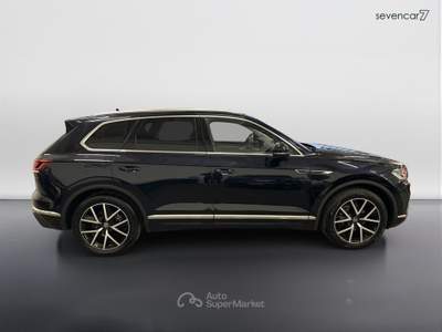 Volkswagen Touareg 3.0 TDI SCR Atmosphere 4Motion Tiptronic Blu/Azzurro usata VERONA