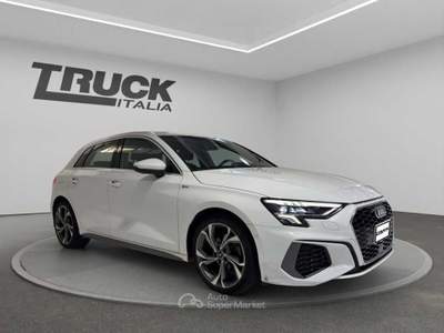 Audi A3  - a3 sportback 30 2.0 tdi s line edition s-tronic Bianco usata Pisa