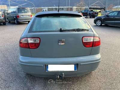Seat Leon Leon 1.9 TDI 110CV Stella CON GANCIO TRAINO Grigio usata Scurelle