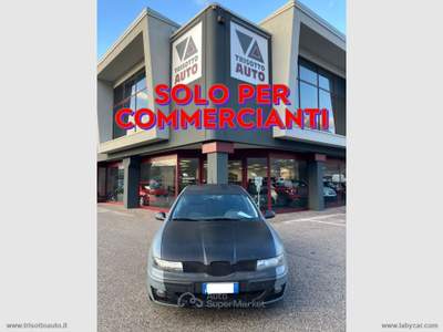 Seat Leon Leon 1.9 TDI 110CV Stella CON GANCIO TRAINO Grigio usata Scurelle