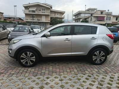 Kia Sportage Sportage 1.7 CRDI 2WD Plus TETTUCCIO APRIBILE, INTERNI IN PELLE Grigio usata Cimitile