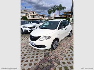 Lancia Ypsilon Ypsilon 1.2 69 CV 5p. S&S Elefantino Blu Bianco usata Cimitile