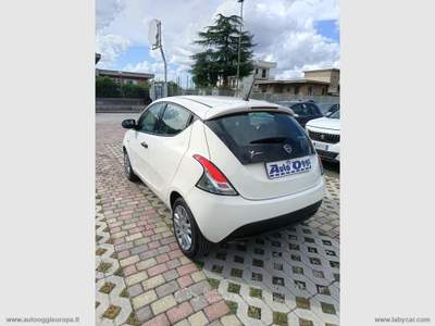 Lancia Ypsilon Ypsilon 1.2 69 CV 5p. S&S Elefantino Blu Bianco usata Cimitile