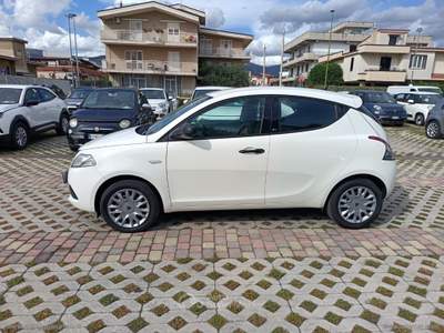 Lancia Ypsilon Ypsilon 1.2 69 CV 5p. S&S Elefantino Blu Bianco usata Cimitile