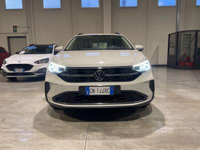 Volkswagen Taigo Taigo 1.0 TSI 110 CV DSG Life Beige usata Mazzano