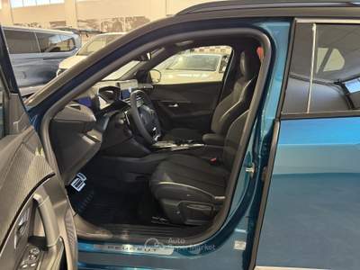 Peugeot 2008 2008 Hybrid 136 e-DCS6 GT Blu/Azzurro usata Occhiobello
