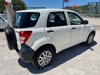 Daihatsu Terios 1.3 4WD SX Green Powered Argento usata Altidona