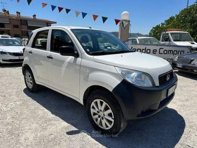 Daihatsu Terios 1.3 4WD SX Green Powered Argento usata Altidona