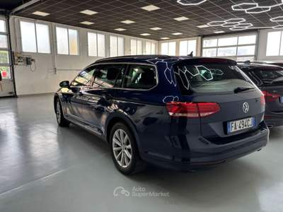 Volkswagen Passat Passat Variant 1.6 TDI Business BMT Blu/Azzurro usata Casalgrande