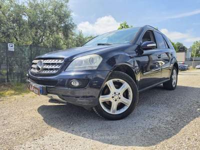 Mercedes-Benz Classe G 320 CDI Sport Blu/Azzurro usata Agliana