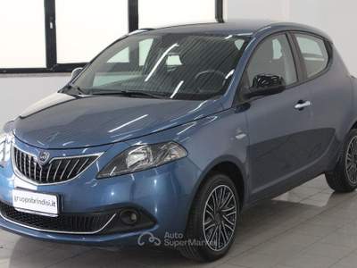 Lancia Ypsilon 1.0 FireFly 5p.S&S Hybryd Gold Blu/Azzurro usata Potenza