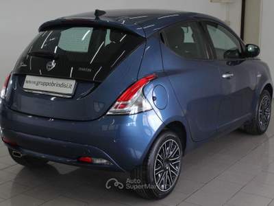 Lancia Ypsilon 1.0 FireFly 5p.S&S Hybryd Gold Blu/Azzurro usata Potenza