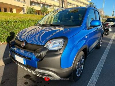 Fiat Panda 1.0 FireFly S&S Hybrid Blu/Azzurro usata Ventimiglia