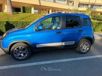 Fiat Panda 1.0 FireFly S&S Hybrid Blu/Azzurro usata Ventimiglia