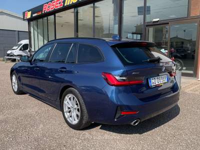 BMW Serie 3 320d 320 Serie 3 Touring 320d Touring mhev 48V xdrive auto Blu/Azzurro usata Ravenna