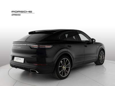 Porsche Cayenne Coupé 3.0 V6 E-Hybrid Nero usata Milano