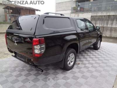 Mitsubishi L200 2.3 D Double Cab 4x4 Easy Select Invite Connect Nero usata San Nicolò