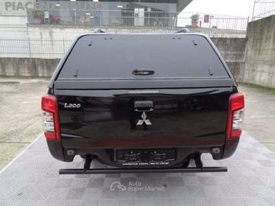 Mitsubishi L200 2.3 D Double Cab 4x4 Easy Select Invite Connect Nero usata San Nicolò