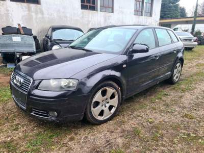 Audi A3 documenti Italiani, demolita per esportazione UE Grigio usata Cogollo del Cengio