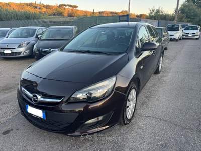 Opel Astra 1.7 CDTI 110CV Sports Tourer Elective Rosso usata Mentana