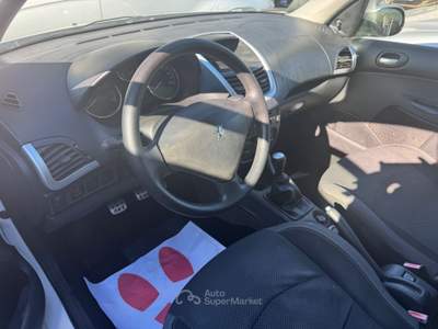 Peugeot 206 Plus 1.1 60CV 5p. Trendy Bianco usata Mentana