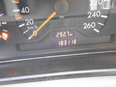 Mercedes-Benz CLK MERCEDES CLK CABRIO Blu/Azzurro usata Monsummano Terme