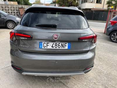 Fiat Tipo Mjt S&S 5 porte Cross Grigio usata Caulonia