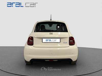 Fiat 500 Berlina 42 kWh Passion Bianco usata Torino